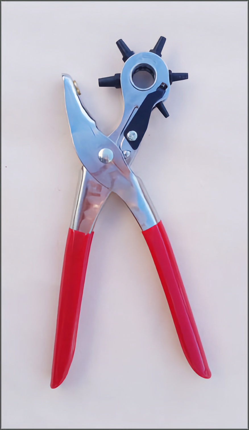HOW TO USE HOLE PUNCHER/ PROFESSIONAL PUNCH PLIER FOR LEATHER